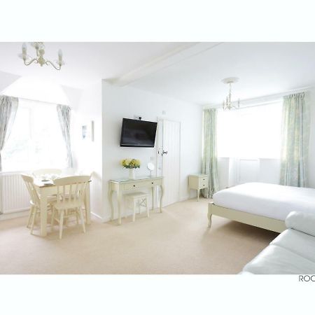The Old Stables Apartment ไมน์เฮด ภายนอก รูปภาพ
